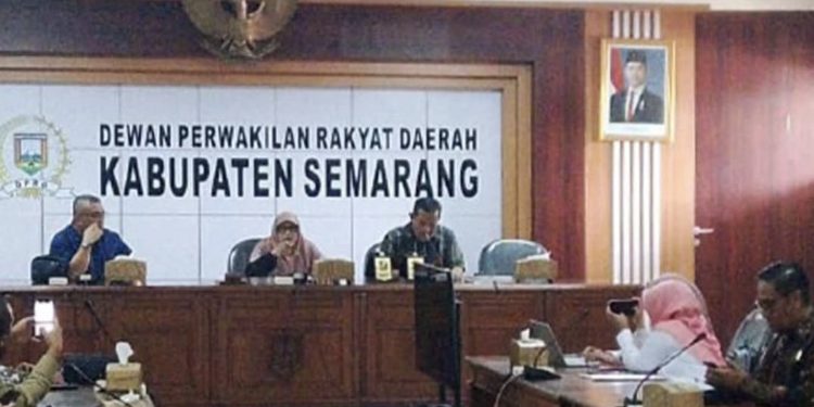 Pimpinan dan Anggota Pansus II dan III DPRD Kab Bandung Kunjungan Kerja ke DPRD Kab Semarang