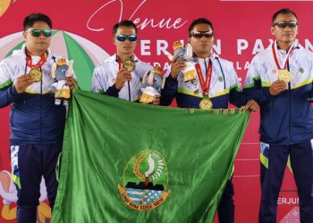 Atlet Terjun Payung Sumbang Emas pada PON XXI di Kodam III/Slw