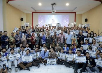 45 Siswa SMK Jabar Siap Berlaga di LKS Nasional 2025 dengan Juara Umum dari Kota Bandung