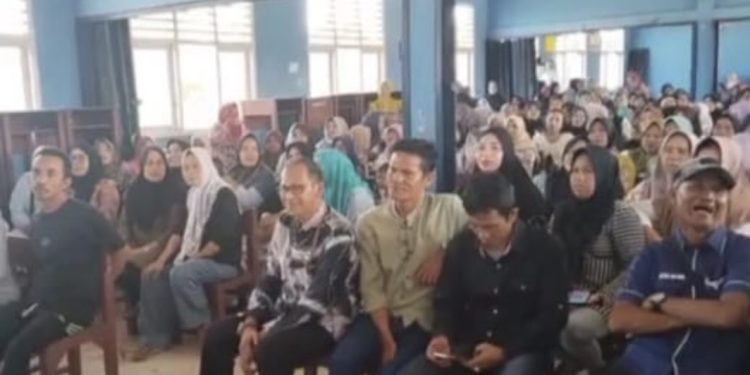 Pemilihan Komite Sekolah di SMPN 1 Pedamaran, Rahmat Hidayat Menang