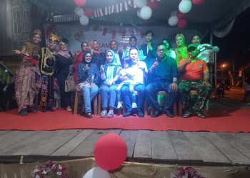 Malam Puncak Lomba Karaoke Pedamaran 1, Camat Meriahkan Acara untuk Warga