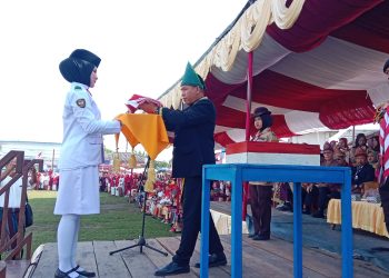 Paskibra Pedamaran Berhasil Kibarkan Merah Putih di HUT ke-80 RI