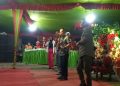 Karaoke HUT RI di Menang Raya Ramai, Camat Ikut Berdansa
