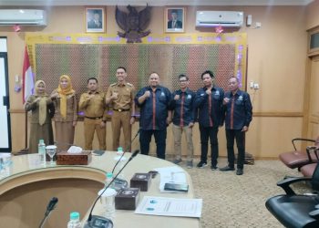 Dukungan Muchendi Mahzareki untuk Meningkatkan Kompetensi Wartawan