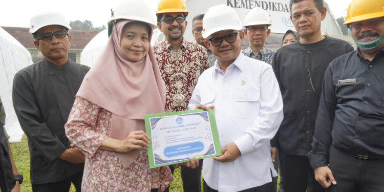 Pembangunan RKB di SMKN 1 Cileungsi Pasca Atap Kelas Roboh, Janji Kadisdik Jabar