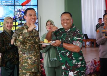 Seragam Komcad Bupati OKI Tunjukkan Solidaritas TNI dengan Masyarakat