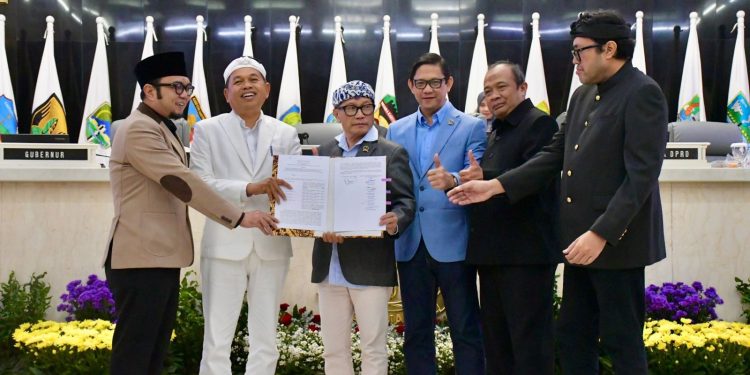 Ranperda APBD Jabar 2026 Disahkan dalam Rapat Paripurna DPRD