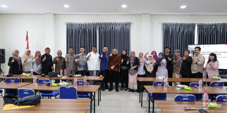 Desakan Penataan Ulang Distribusi Guru untuk SMA SMK dan SLB oleh Komisi V DPRD Jabar