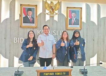 Ketua Komisi IV DPRD Jabar Ajak Mahasiswa Sampaikan Aspirasi Melalui Riset