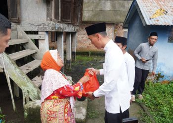 Bupati OKI Gelar Safari Jumat dan Tinjau Rumah Tak Layak Huni Awal 2026