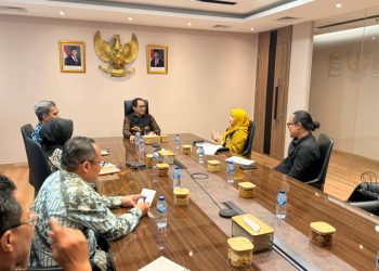 Pemkot Cirebon dan Wamenperin Bahas Strategi Perlindungan Industri Lokal